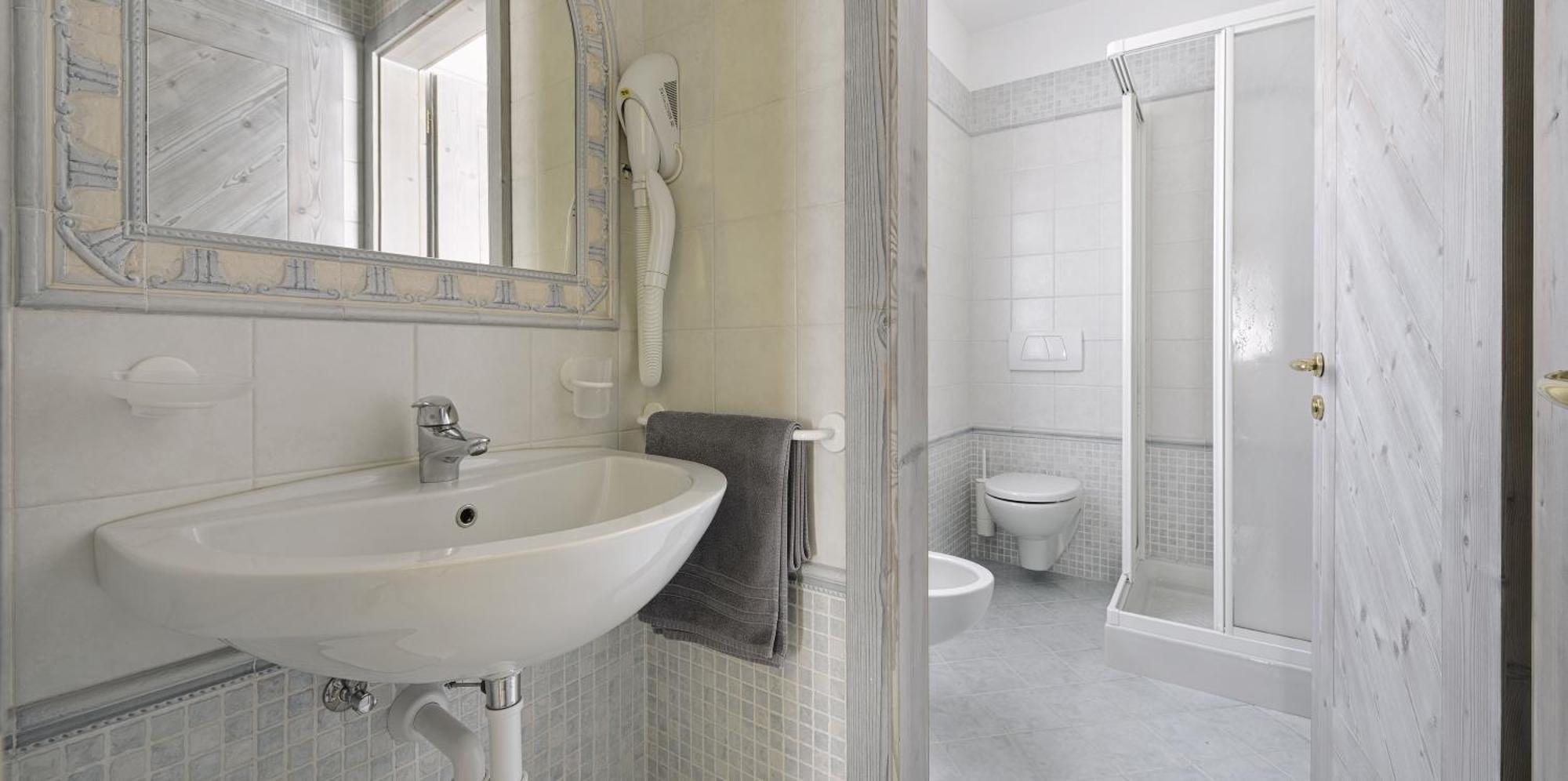 Residence Le Cascate ليفينو المظهر الخارجي الصورة