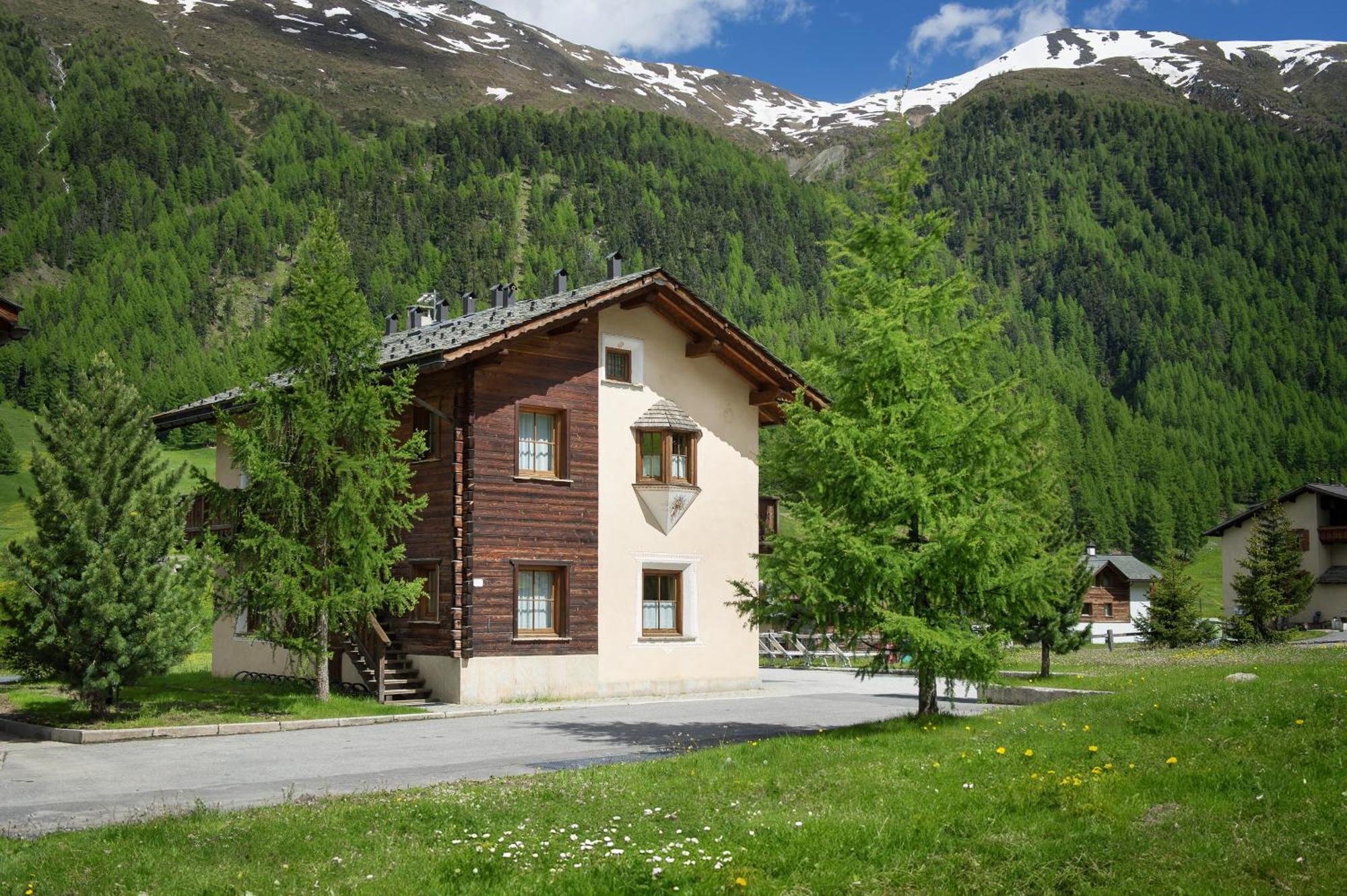 Residence Le Cascate ليفينو المظهر الخارجي الصورة