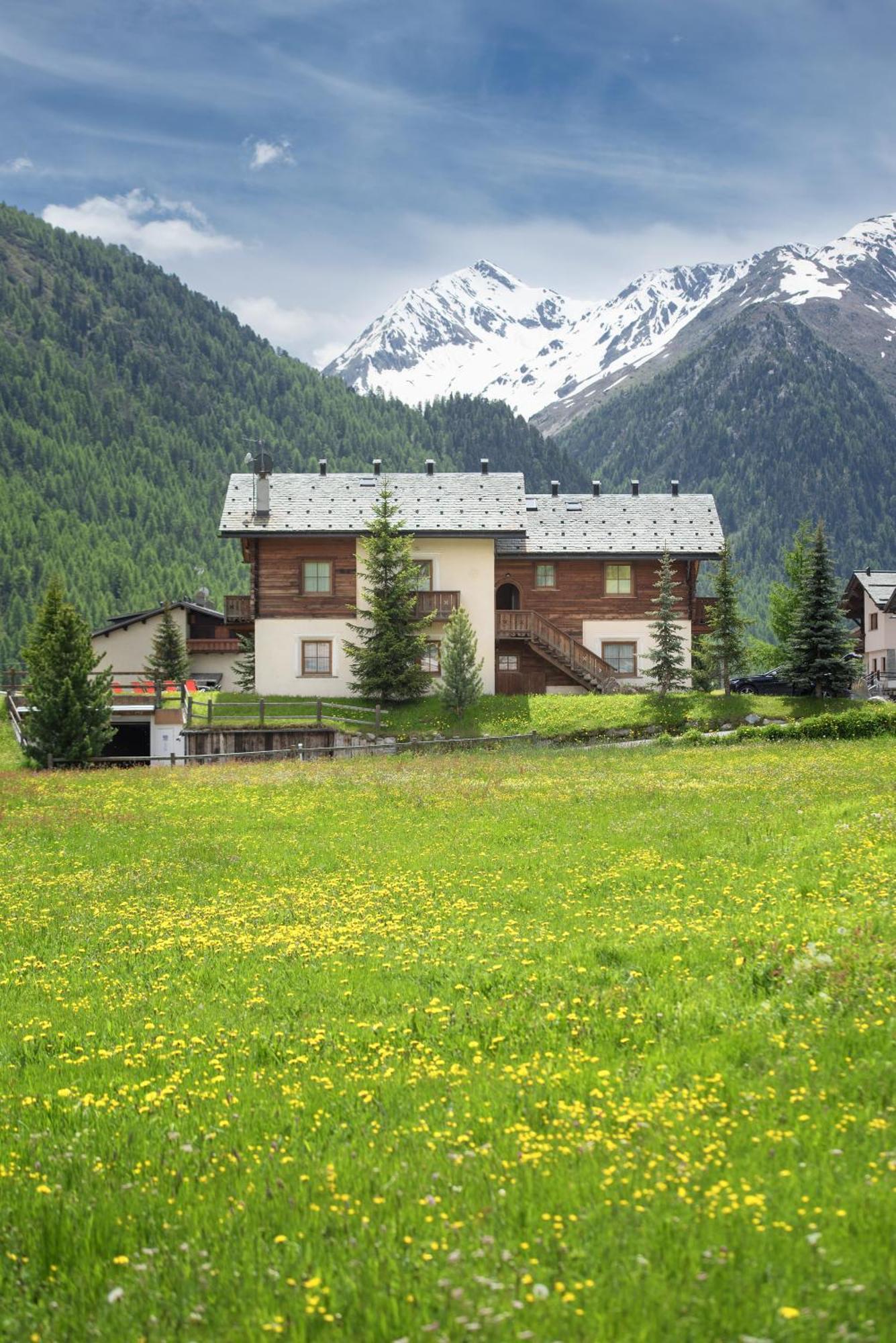 Residence Le Cascate ليفينو المظهر الخارجي الصورة